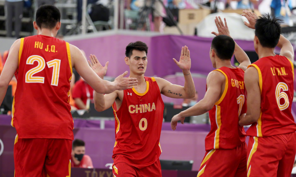 九游体育巴黎圣日耳曼带队取胜！，莎拉波娃重要时刻表现优异观众掌声雷动的简单介绍